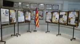 Plafons d'exposició en l'institut d'Alaquàs