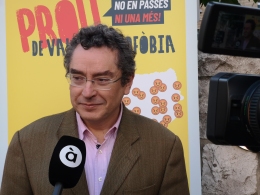 Manel Carceller presenta la campanya #Proudevalencianofòbia